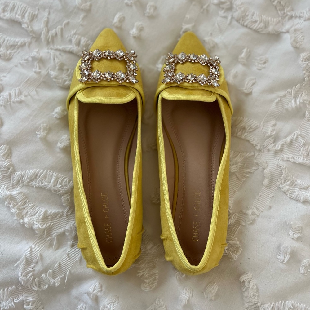 Chase and Chloe yellow flats size 10